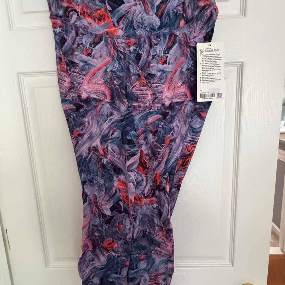 Lululemon Base Pace high rise tight 25” NWT